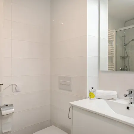 Apartment Flalteli Rambla 5 4-1 *